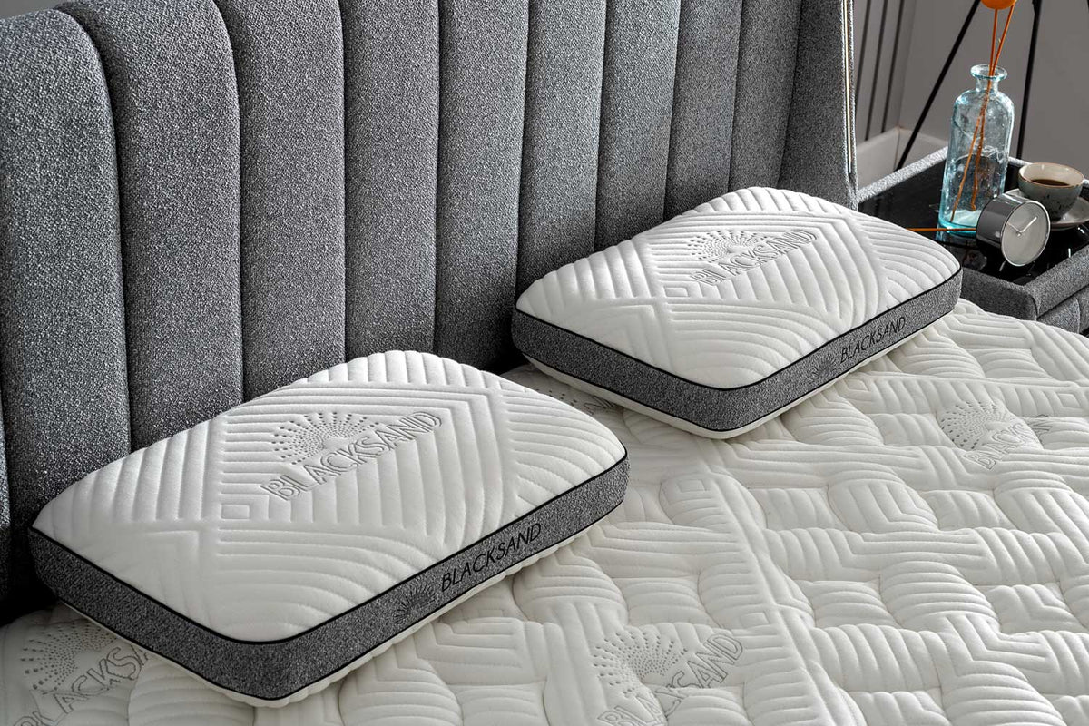 Blacksand Pillow