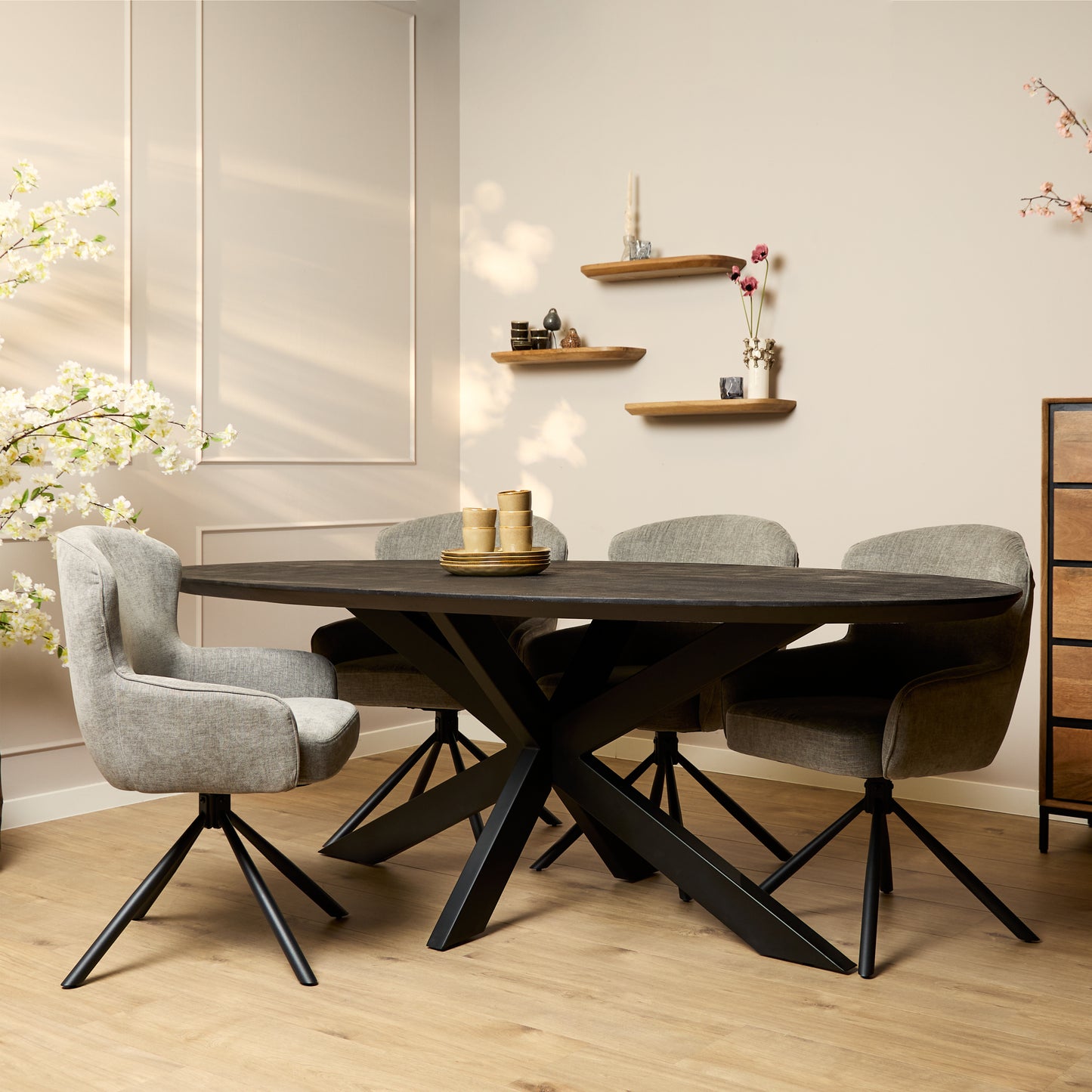 Eettafel Brandy Black | 210 cm | Ovaal