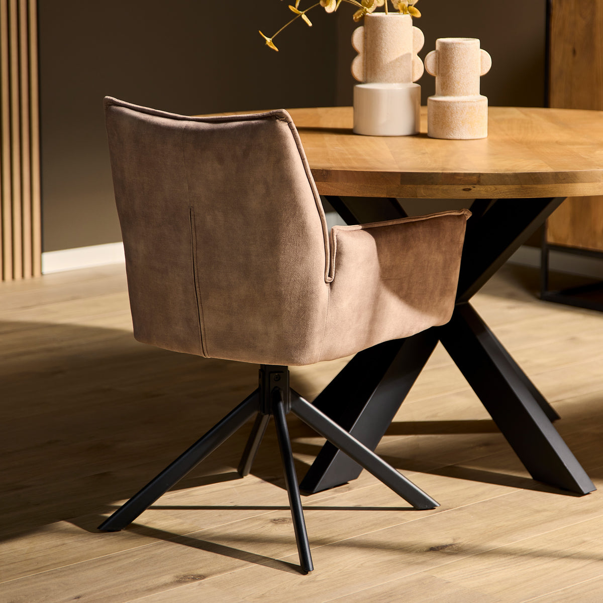 Eetkamerstoel Dani Velvet | Beige | Met armleuning